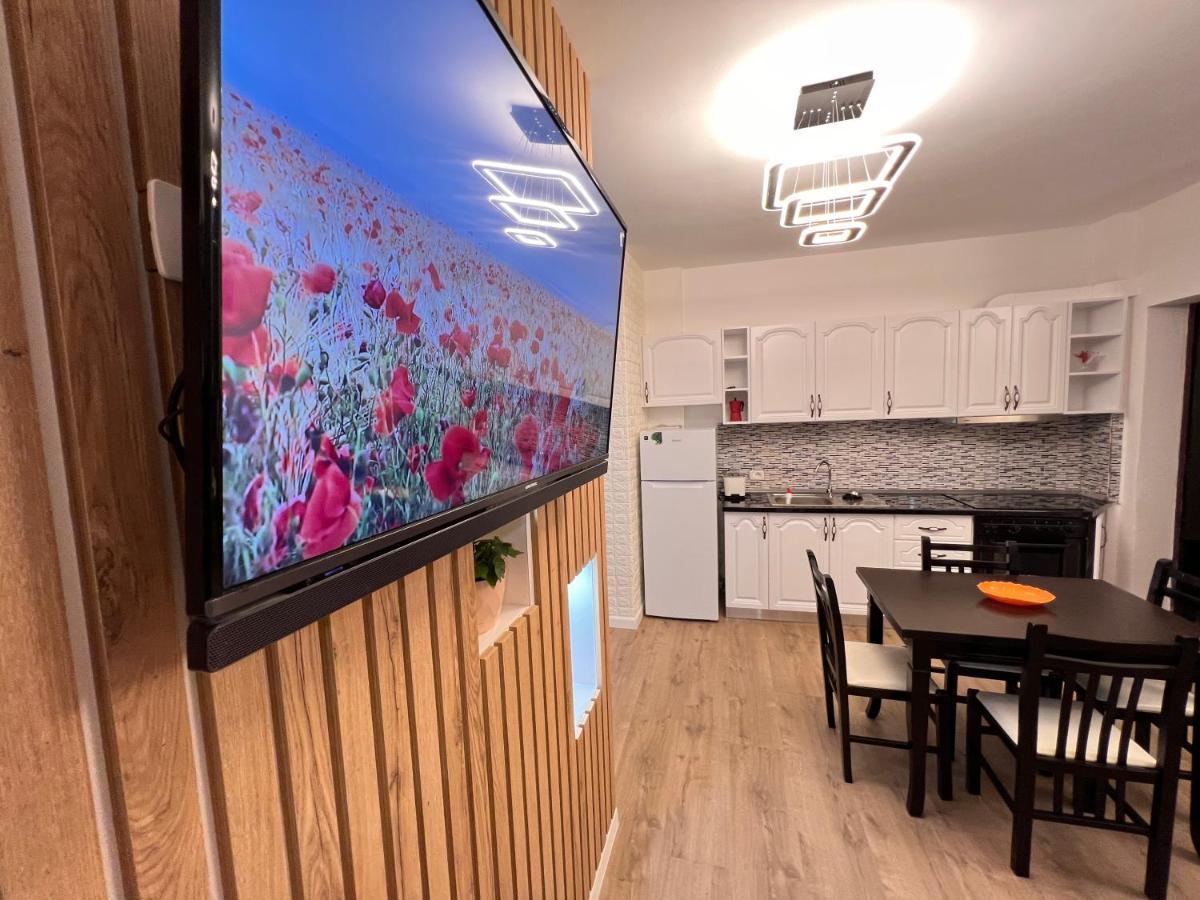 Arteg Apartments Драч Екстериор снимка