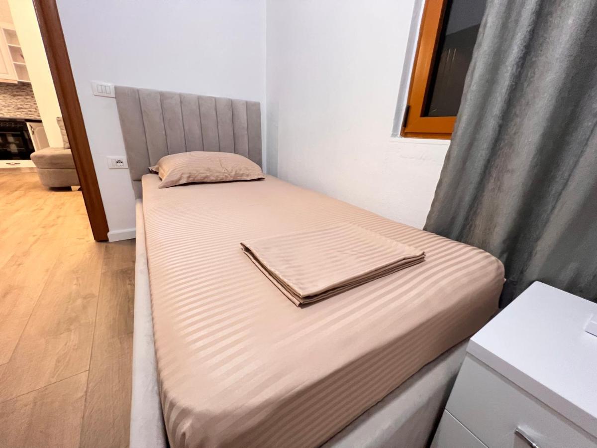 Arteg Apartments Драч Екстериор снимка