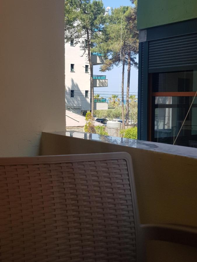 Arteg Apartments Драч Екстериор снимка